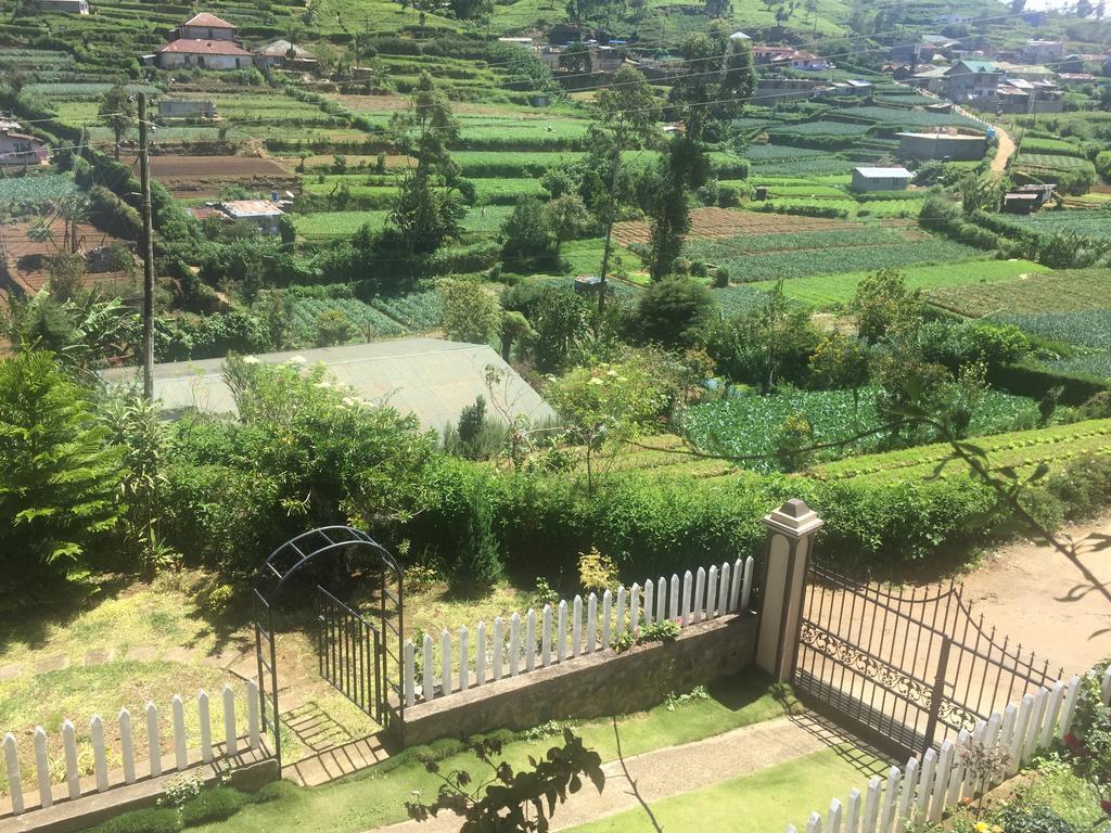 Perera Homestay Nuwara Eliya Exterior foto